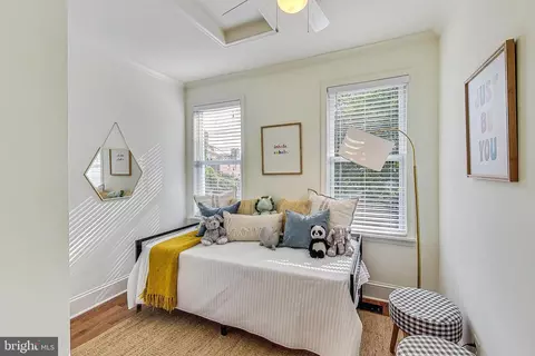 24 16th St SE, Washington, DC 20003 photo 14