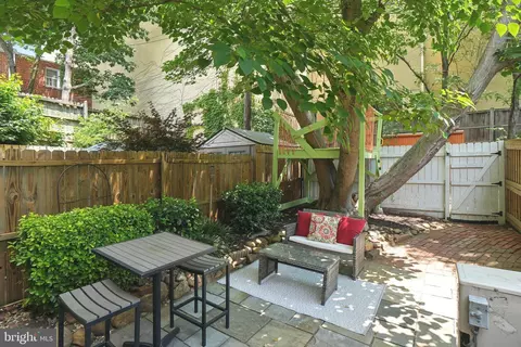 708 5th St SE, Washington, DC 20003 photo 9