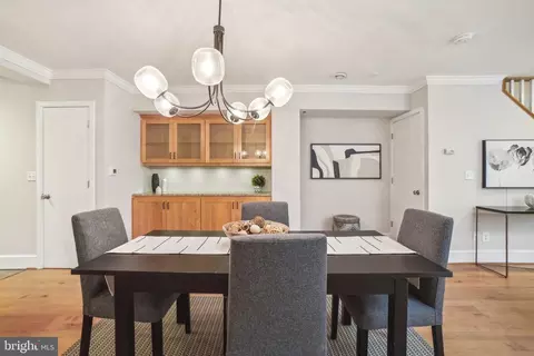 708 5th St SE, Washington, DC 20003 photo 5