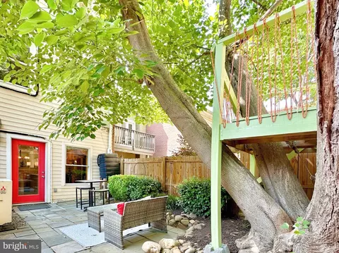 708 5th St SE, Washington, DC 20003 photo 10