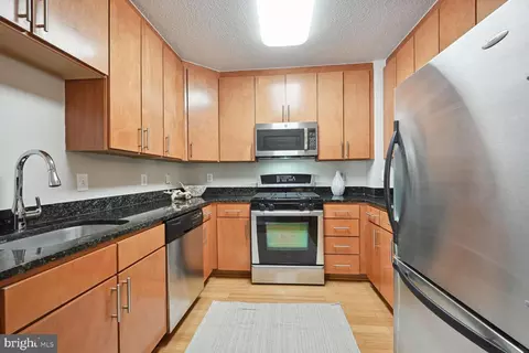 915 E Street St NW #903, Washington, DC 20004 photo 8