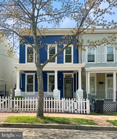 2229 14th St SE, Washington, DC 20020