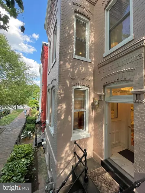 Other - 821 C St SE, Washington, DC 20003 photo 14 of 14