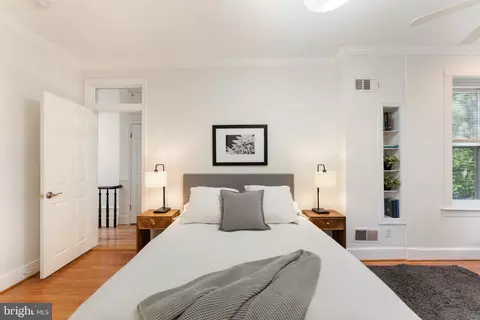Bedroom - 821 C St SE, Washington, DC 20003 photo 4 of 10