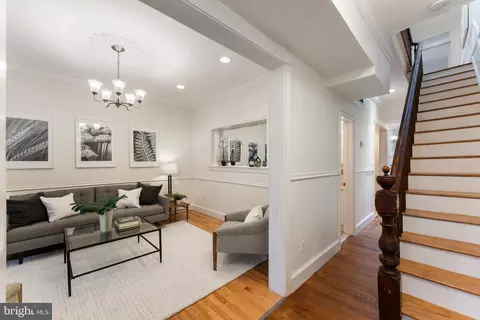 Entry Way - 821 C St SE, Washington, DC 20003 photo 2 of 7