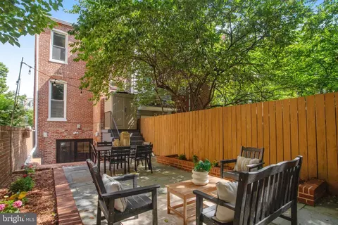 227 C St NE, Washington, DC 20002 photo 8