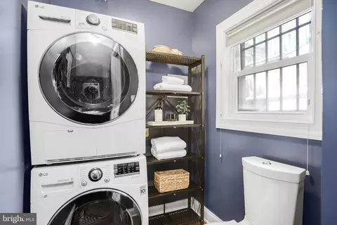 227 C St NE, Washington, DC 20002 photo 19
