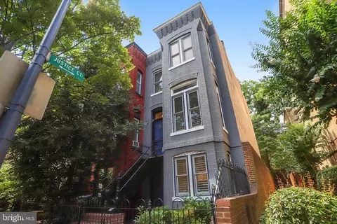 227 C St NE, Washington, DC 20002
