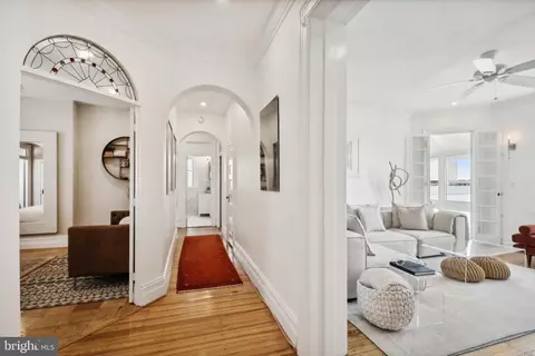 2122 California St NW #662, Washington, DC 20008