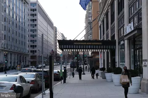 Exterior - 915 E Street St NW #1215, Washington, DC 20004 photo 4 of 6