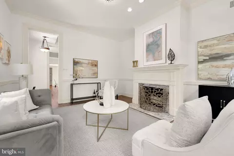 Living - 222 11th St NE, Washington, DC 20002 photo 3 of 8