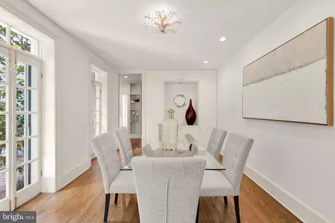 Dining - 222 11th St NE, Washington, DC 20002 photo 2 of 2