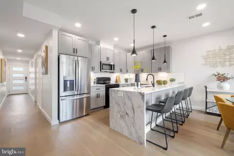 4331 Kansas Ave NW #1, Washington, DC 20011