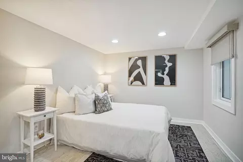608 G St NE, Washington, DC 20002 photo 27