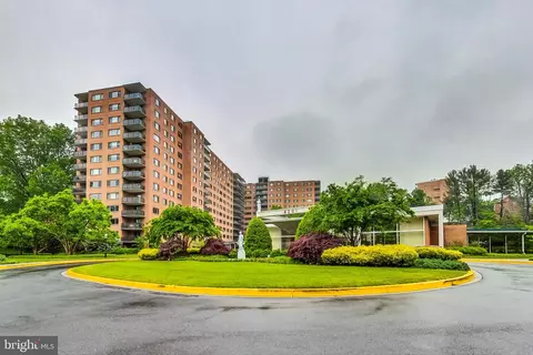 4201 Cathedral Ave NW #315W, Washington, DC 20016