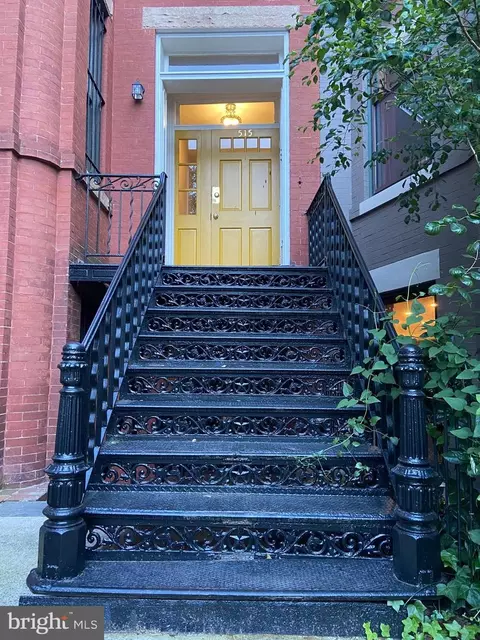Exterior - 515 Constitution NE, Washington, DC 20002 photo 2 of 6