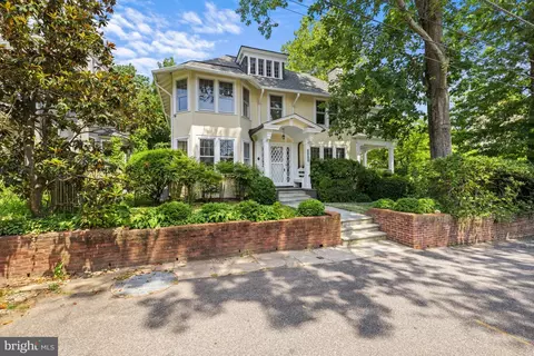 3301 Highland Pl NW, Washington, DC 20008
