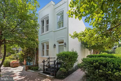 2716 O St NW, Washington, DC 20007