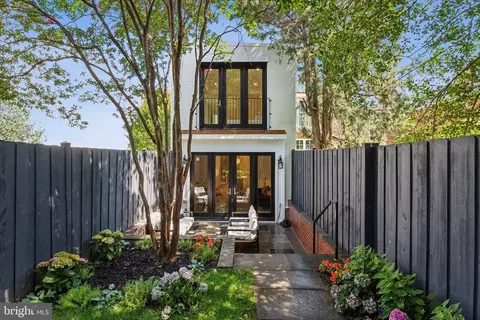 Exterior - 2716 O St NW, Washington, DC 20007 photo 3 of 5