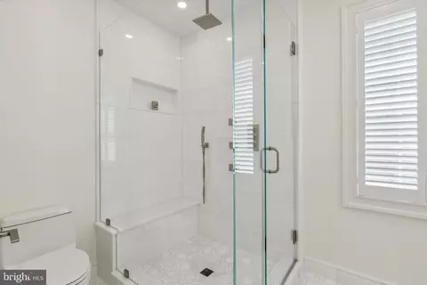 Bath - 2716 O St NW, Washington, DC 20007 photo 2 of 4