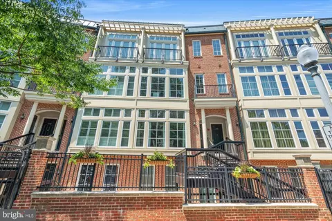 2200 17th St NW #213, Washington, DC 20009