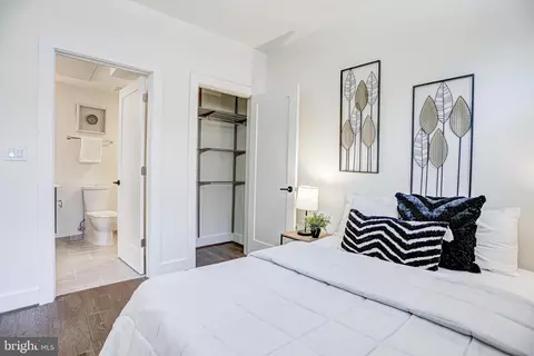 2337 Champlain St NW #106, Washington, DC 20009 photo 21