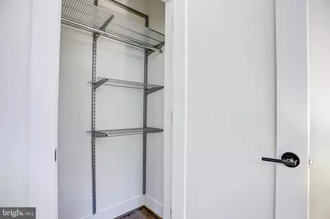 2337 Champlain St NW #106, Washington, DC 20009 photo 22