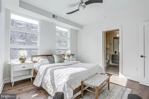 2337 Champlain St NW #106, Washington, DC 20009 photo 13