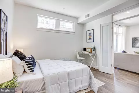 2337 Champlain St NW #106, Washington, DC 20009 photo 19