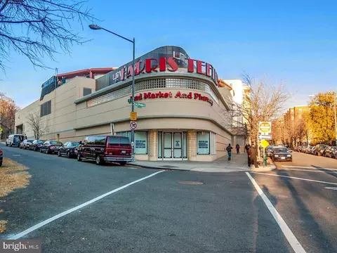 2337 Champlain St NW #106, Washington, DC 20009 photo 29