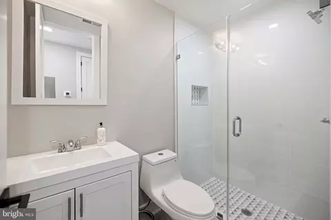 824 18th St NE #8, Washington, DC 20002 photo 10