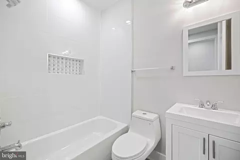 824 18th St NE #9, Washington, DC 20002 photo 30