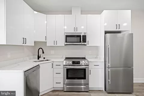 824 18th St NE #9, Washington, DC 20002 photo 8