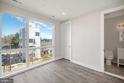 824 18th St NE #9, Washington, DC 20002 photo 16