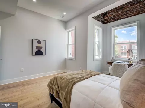 Bedroom - 631 12th St NE, Washington, DC 20002 photo 3 of 13