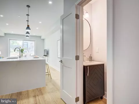 Entry Way - 631 12th St NE, Washington, DC 20002 photo 3 of 11