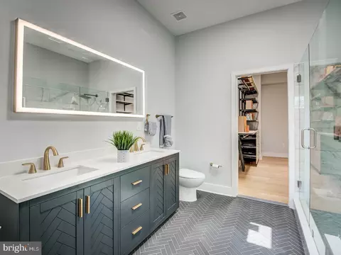 Bath - 631 12th St NE, Washington, DC 20002 photo 4 of 6