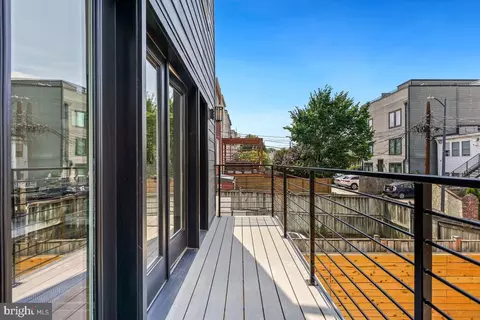 1622 D St NE, Washington, DC 20002 photo 13