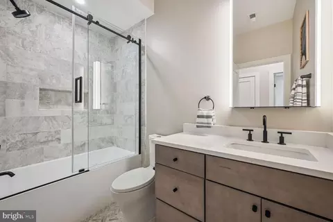 1820 19th St NW #2, Washington, DC 20009 photo 15
