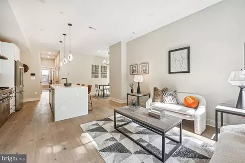 1820 19th St NW #2, Washington, DC 20009 photo 4