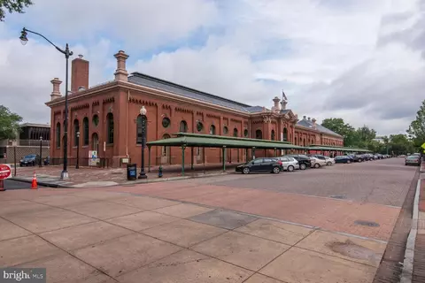 Exterior - 334 11th St SE, Washington, DC 20003 photo 5 of 5