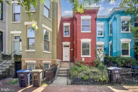334 11th St SE, Washington, DC 20003