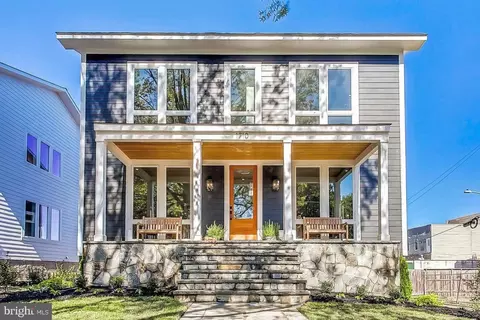 1710 Lawrence NE, Washington, DC 20018