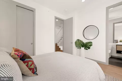 Bedroom - 1116 P St NW #C, Washington, DC 20005 photo 5 of 5