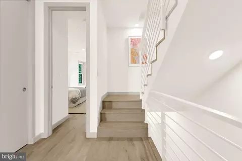 Entry Way - 1116 P St NW #C, Washington, DC 20005 photo 1 of 2
