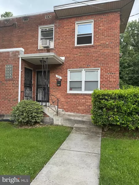 2723 Fort Baker Dr SE, Washington, DC 20020