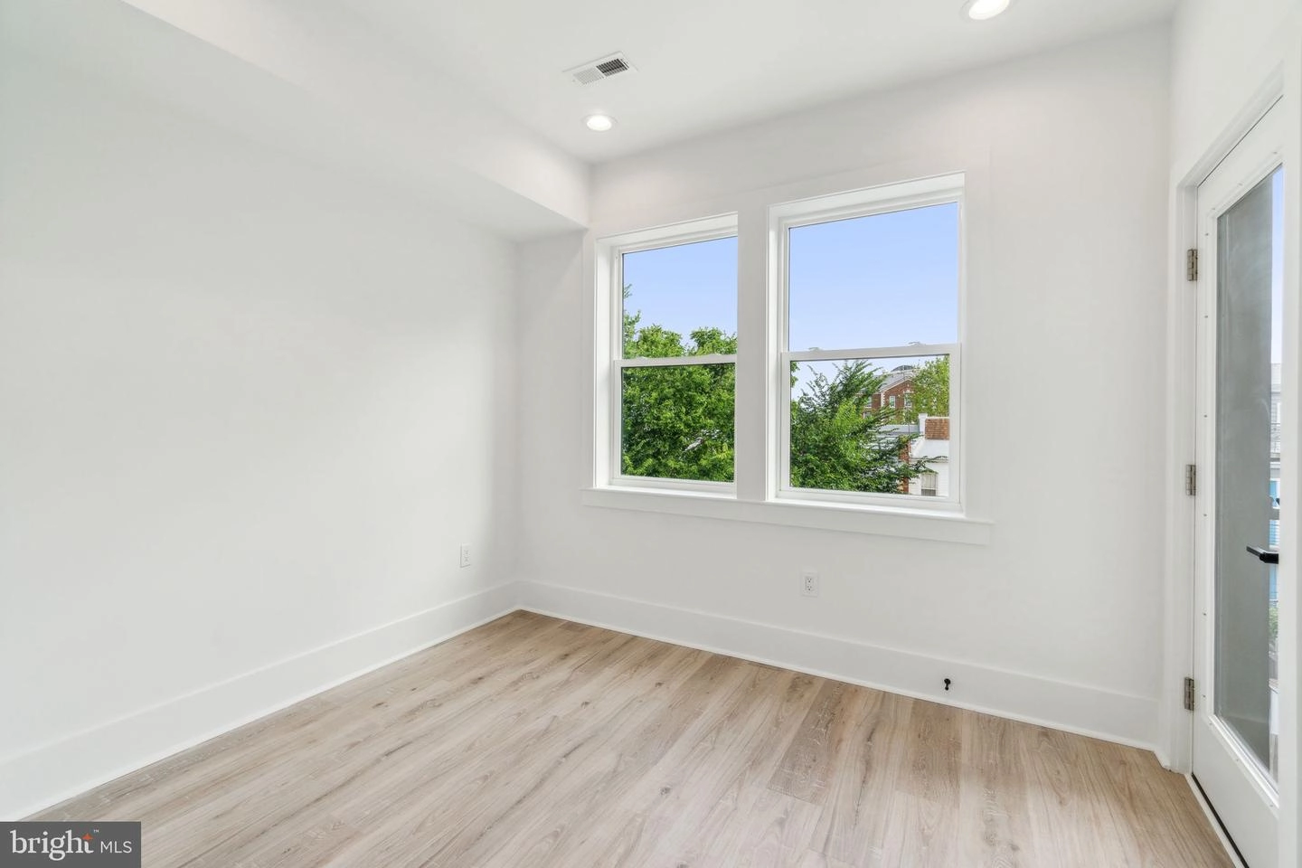 163 U St NE #2, Washington, DC 20002 photo 21