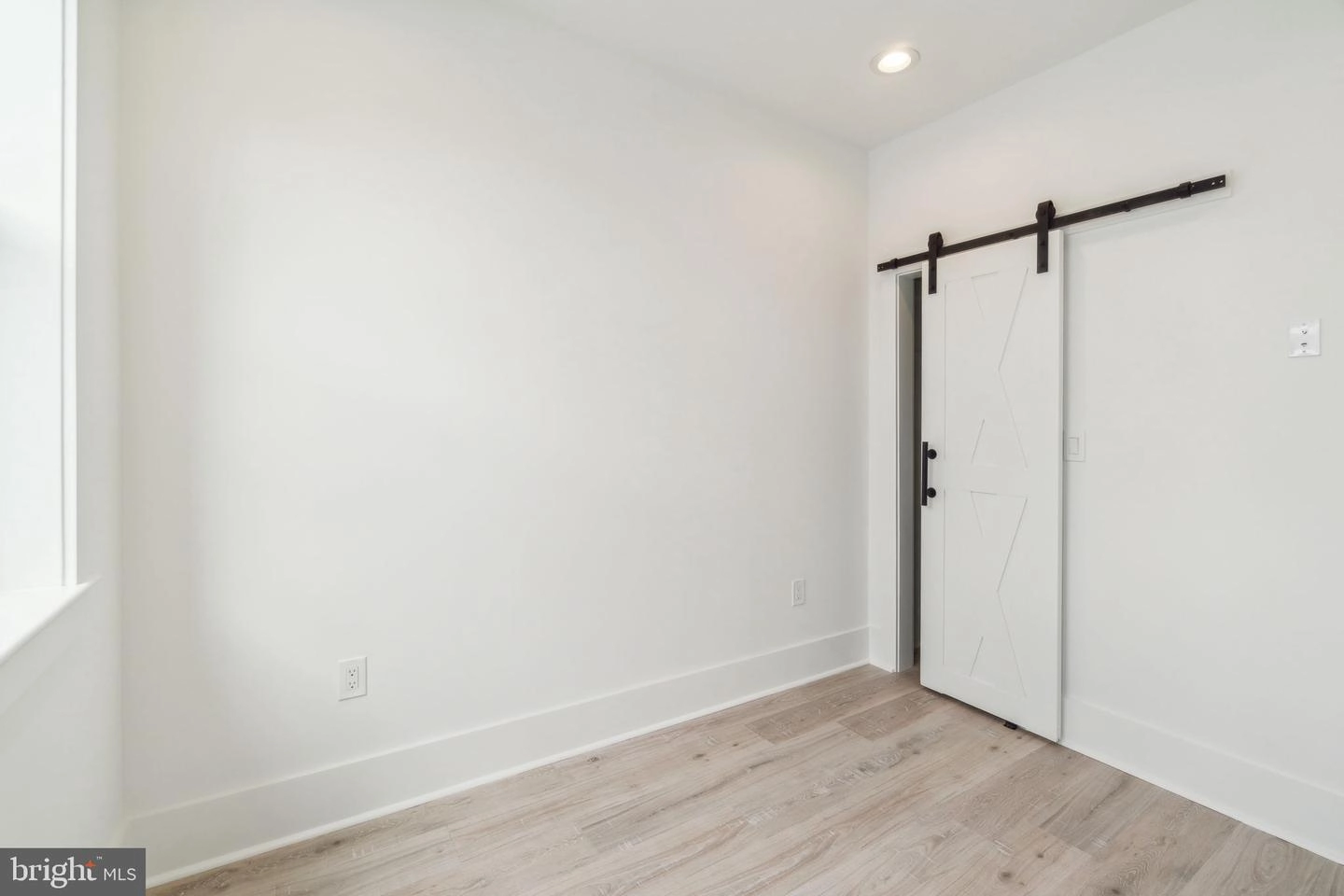 163 U St NE #2, Washington, DC 20002 photo 25