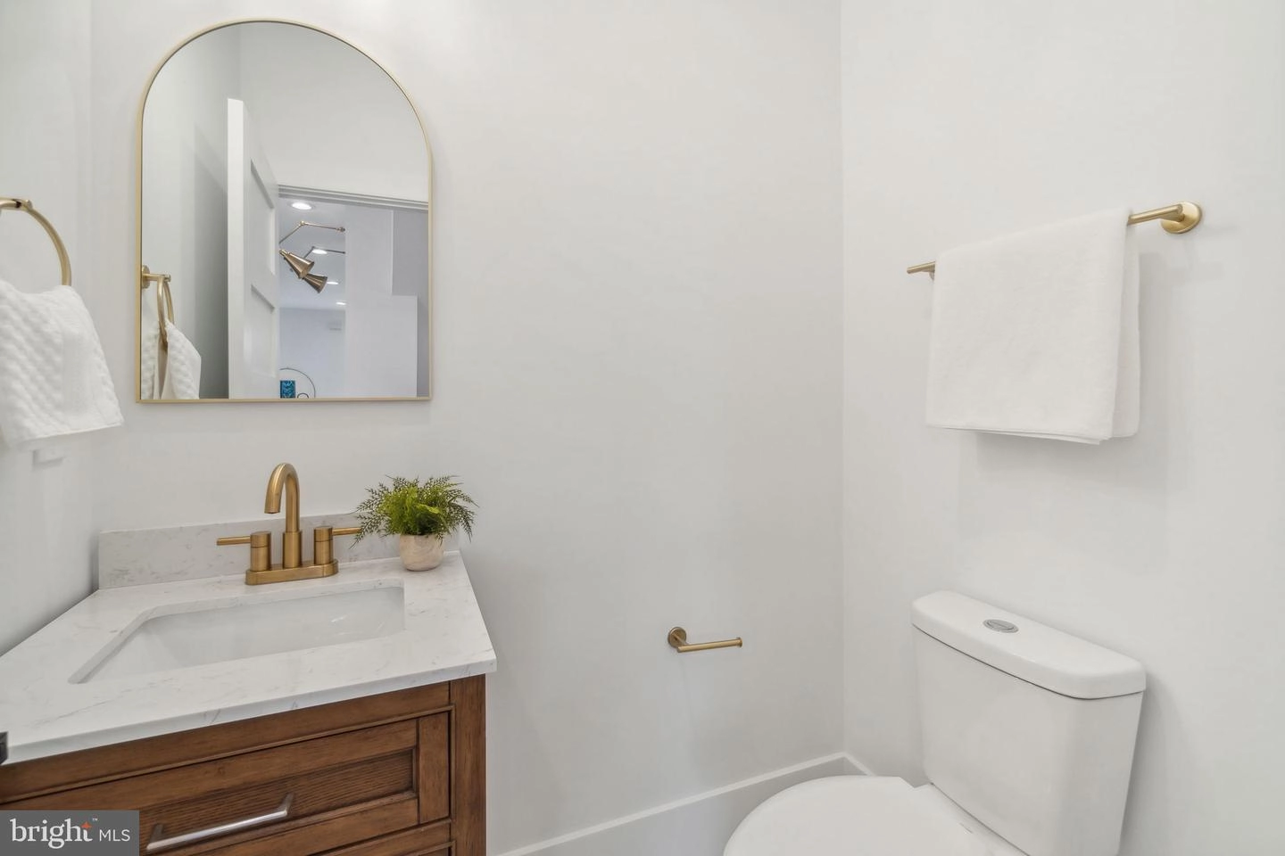 163 U St NE #2, Washington, DC 20002 photo 14