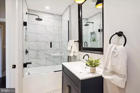 4417 3rd St NW, Washington, DC 20011 photo 22
